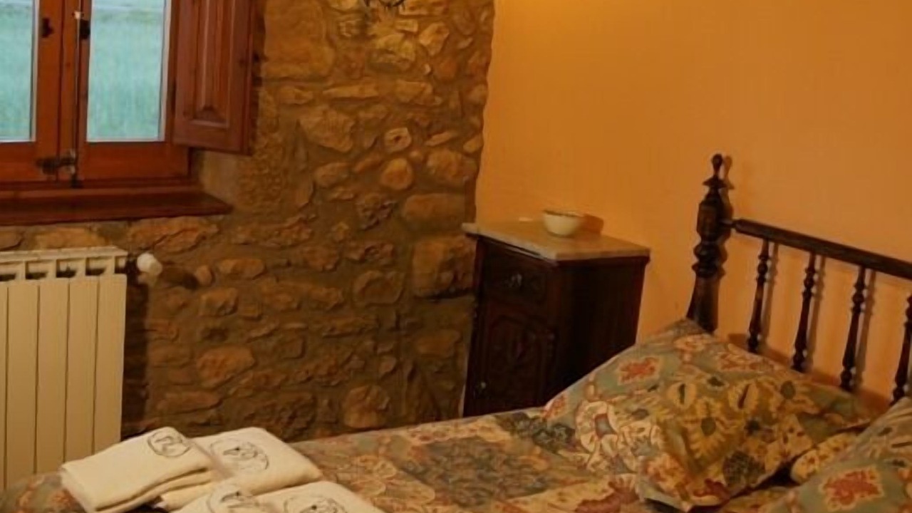 Photo of Bedroom in Lladurs