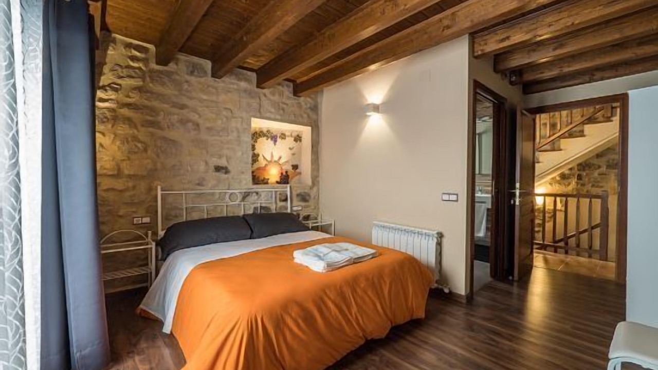 Photo of Bedroom in Caseres