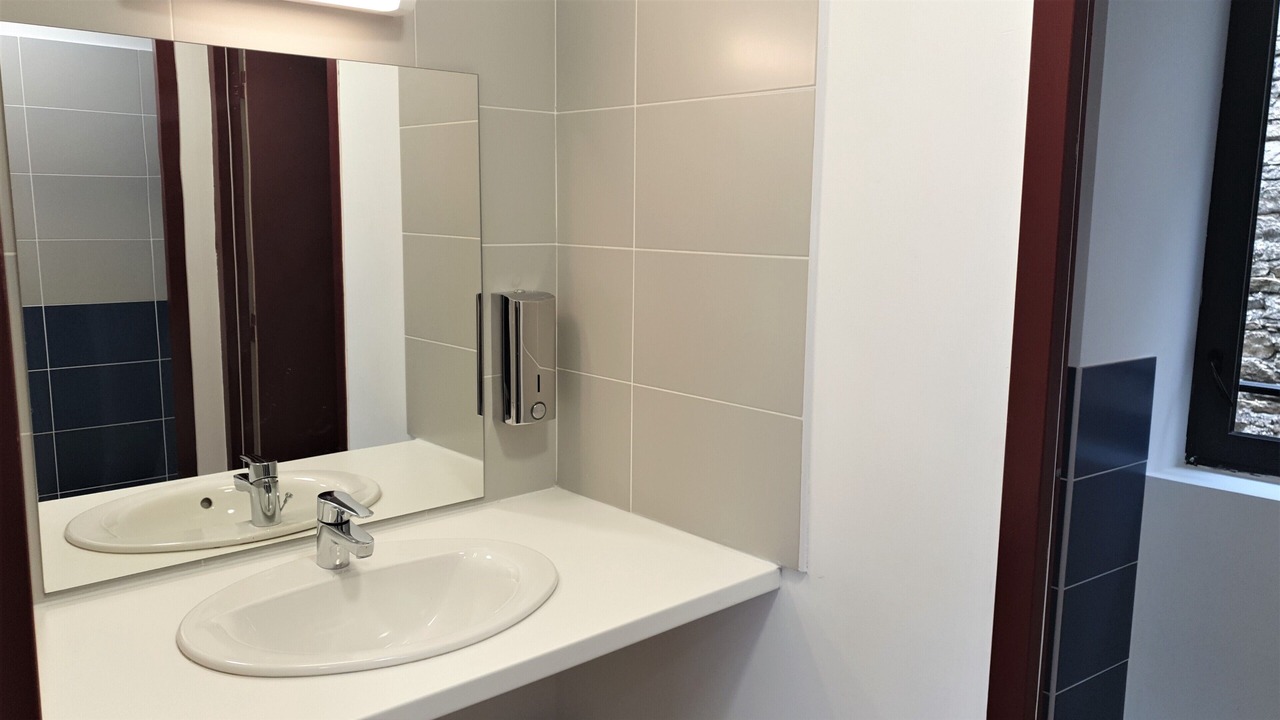 Photo of Bathroom in Saint-Andre-de-Roquepertuis
