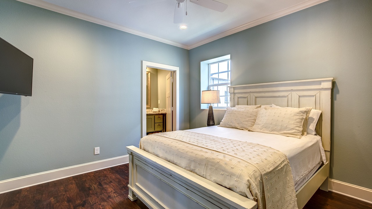 Photo of Bedroom in Haslet