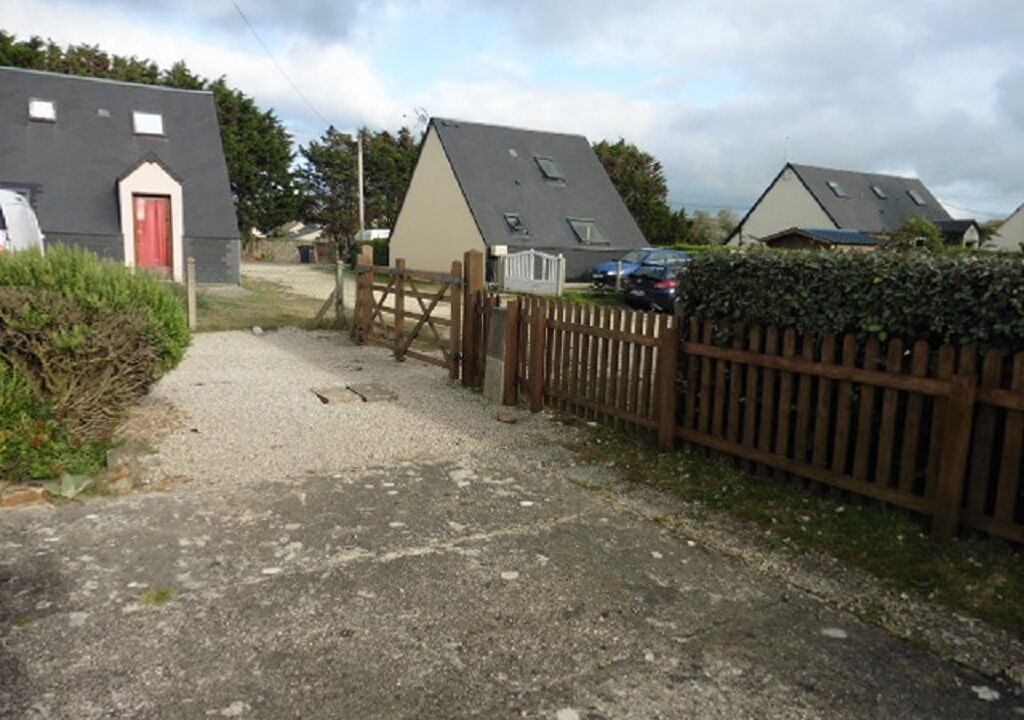 Photo of Outdoor in Surtainville