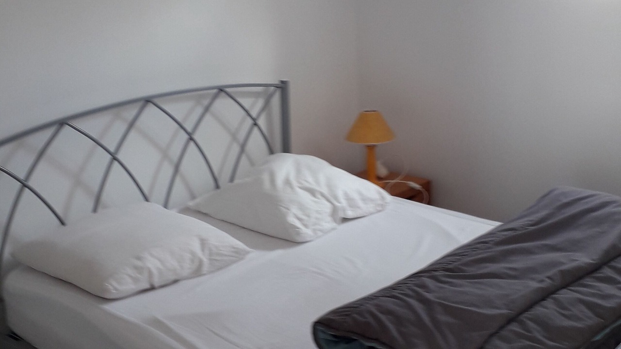 Photo of Bedroom in Surtainville