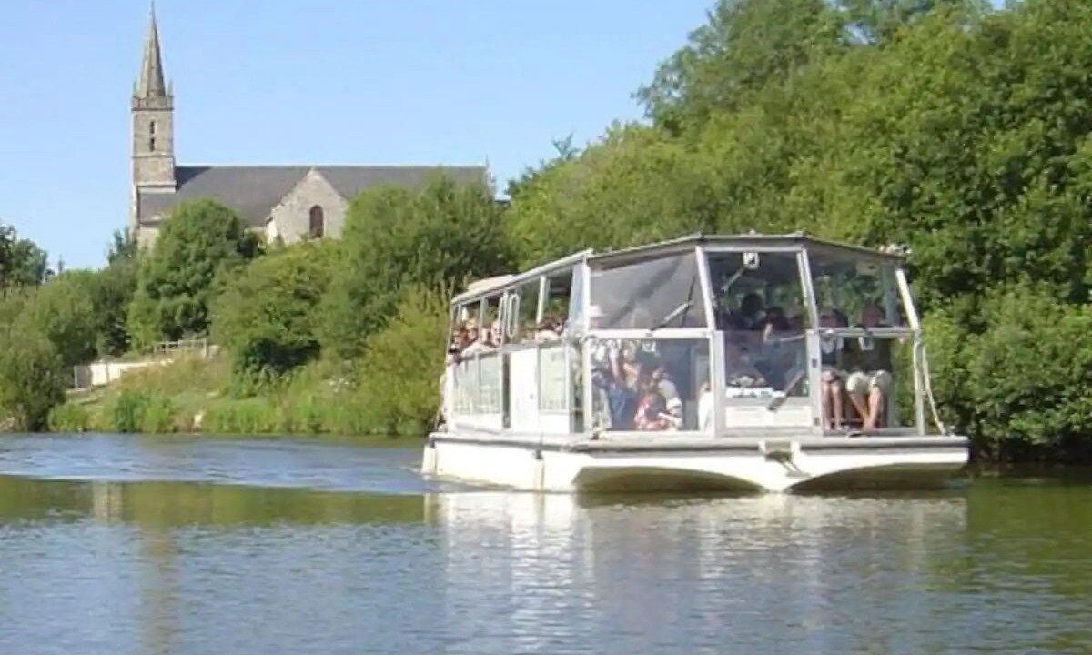 Photo of Outdoor in Surtainville