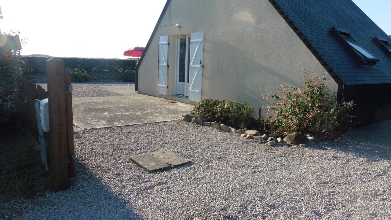 Photo of Outdoor in Surtainville