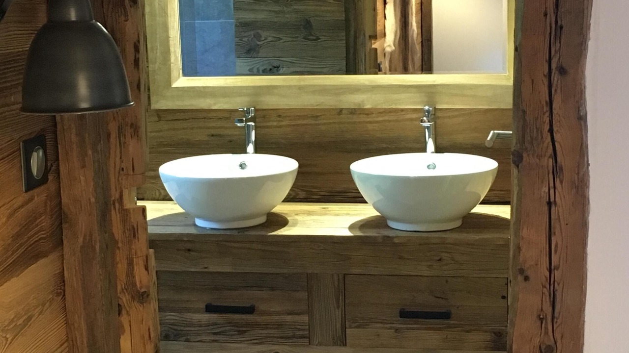 Photo of Bathroom in Viscos