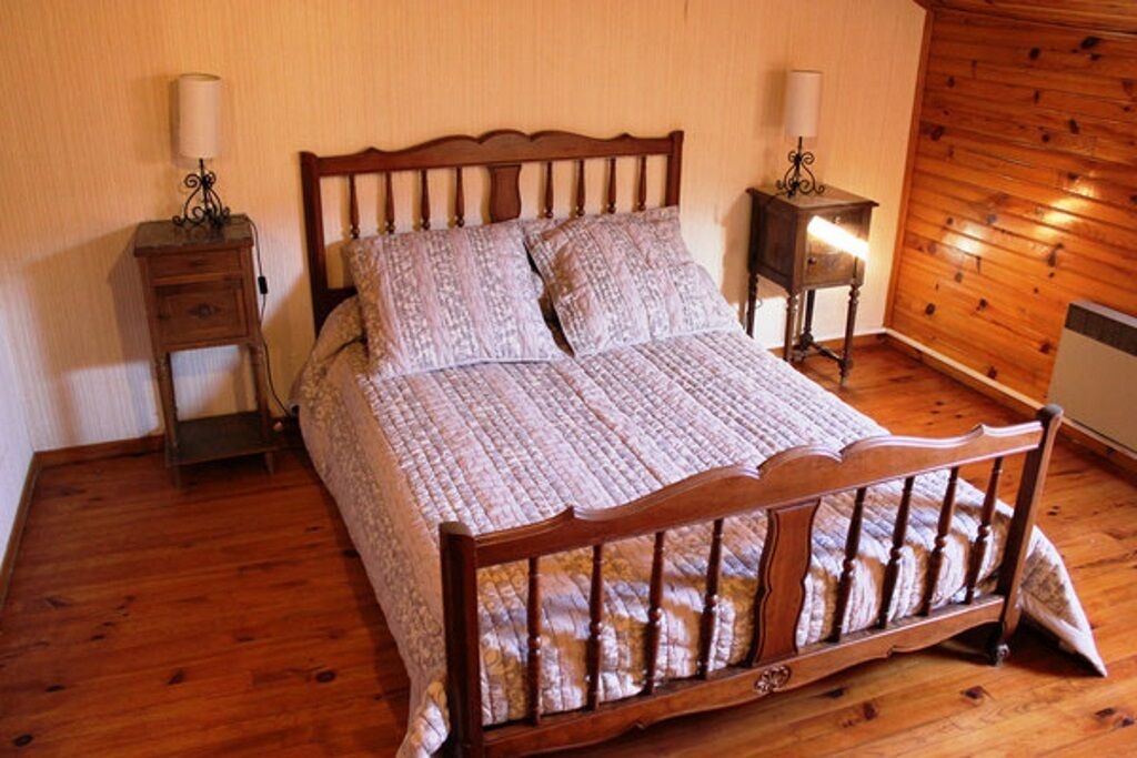 Photo of Bedroom in Planes