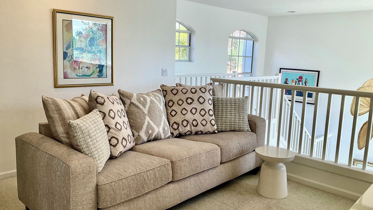 Photo of Livingroom in Pineapple Park - Ibis