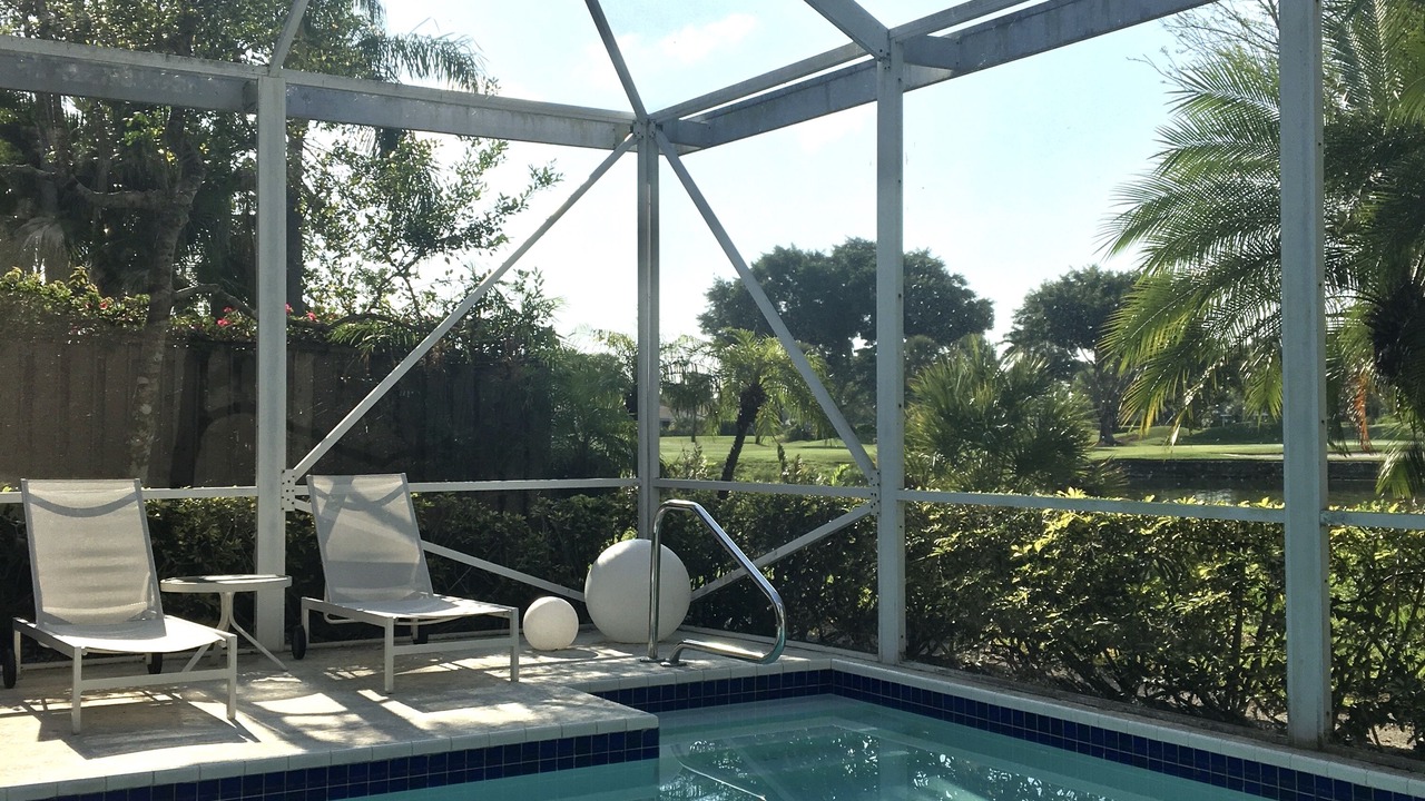 Photo of Outdoor in Pineapple Park - Ibis