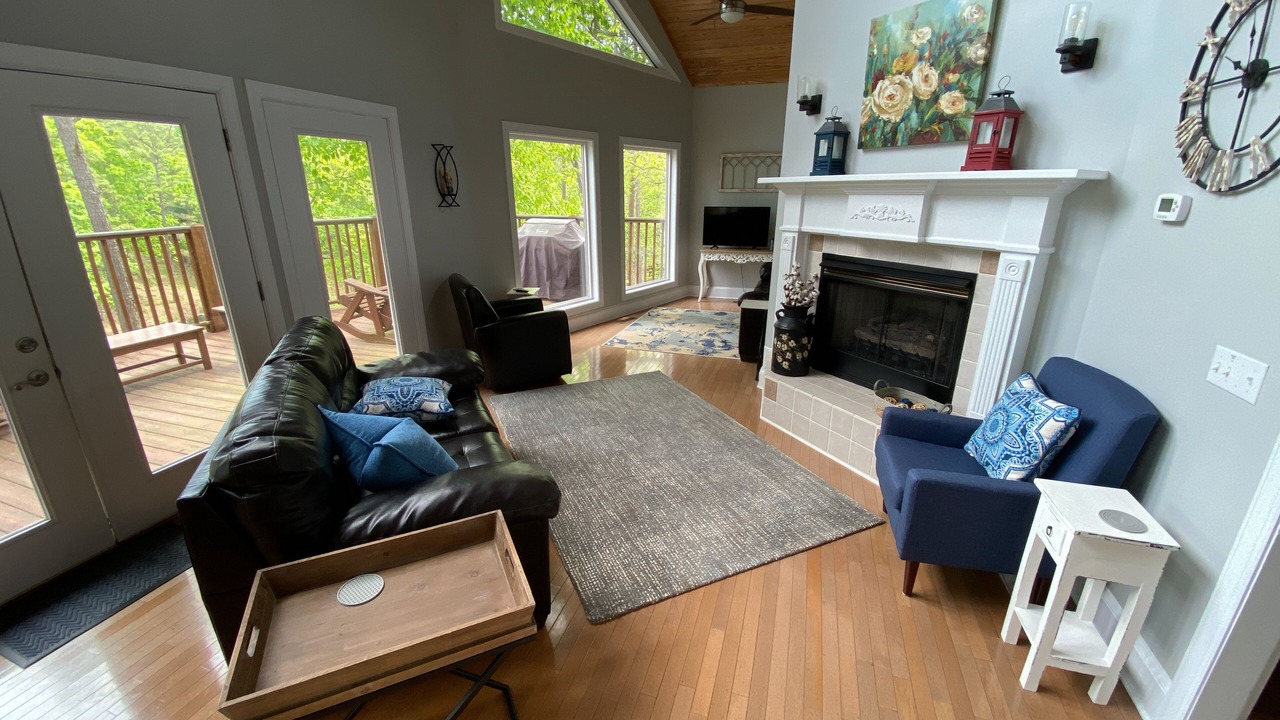 Photo of Livingroom in Wedowee