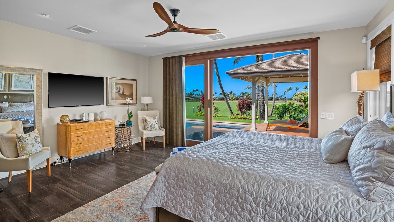 Photo of Bedroom in Poipu