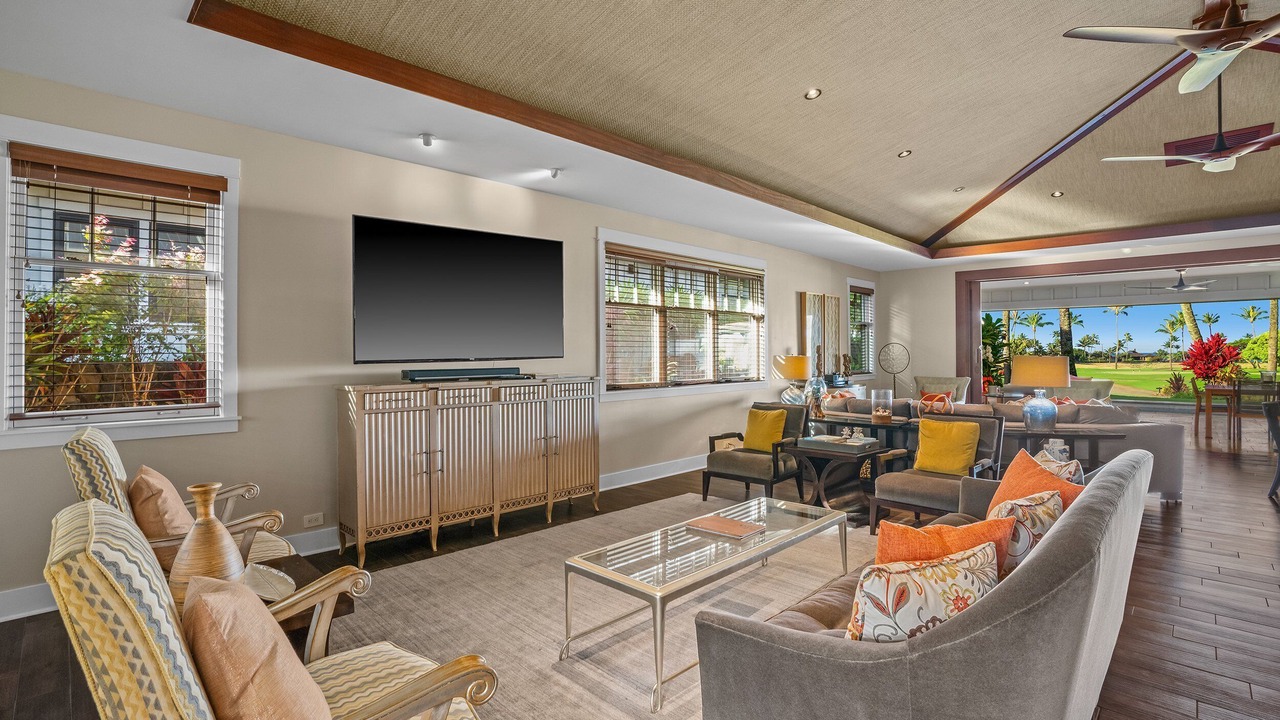 Photo of Livingroom in Poipu