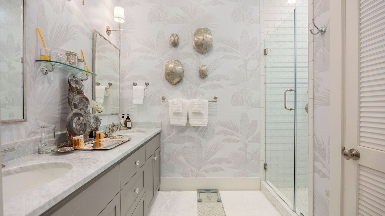 Photo of Bathroom in Galveston