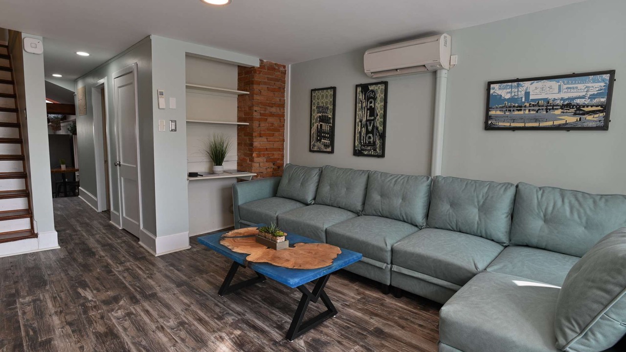 Photo of Livingroom in Downtown Harrisburg