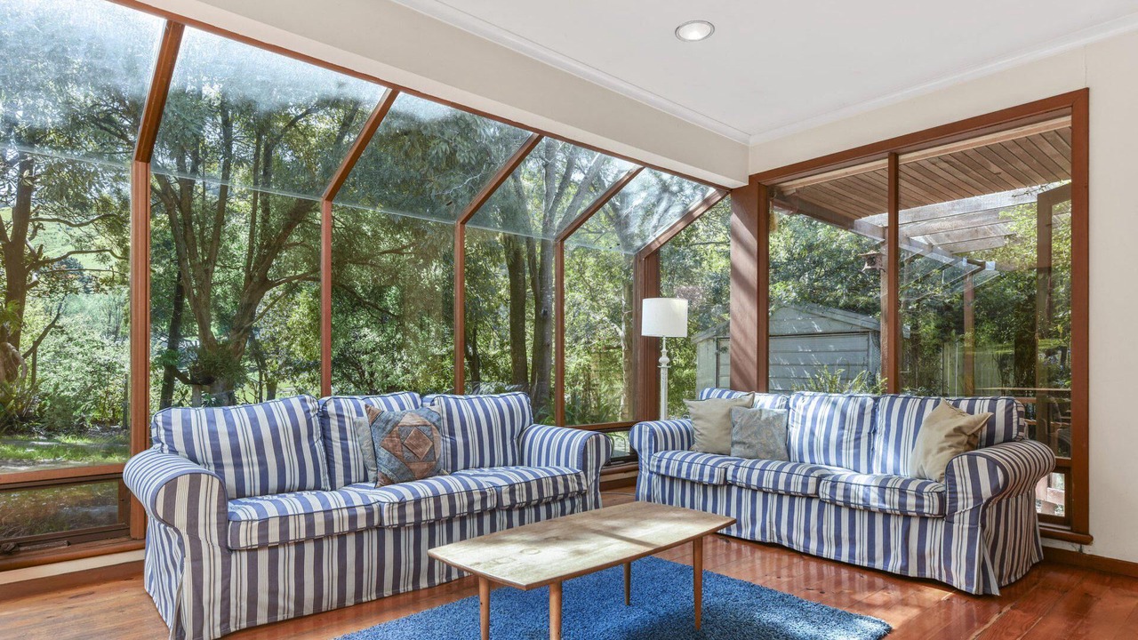 Photo of Livingroom in Skenes Creek