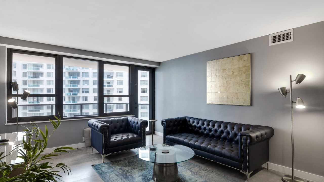 Photo of Others in Mid Beach