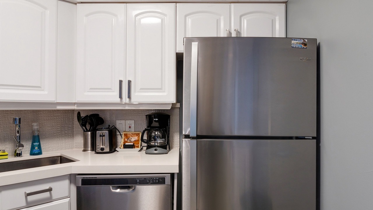 Photo of Others in Mid Beach