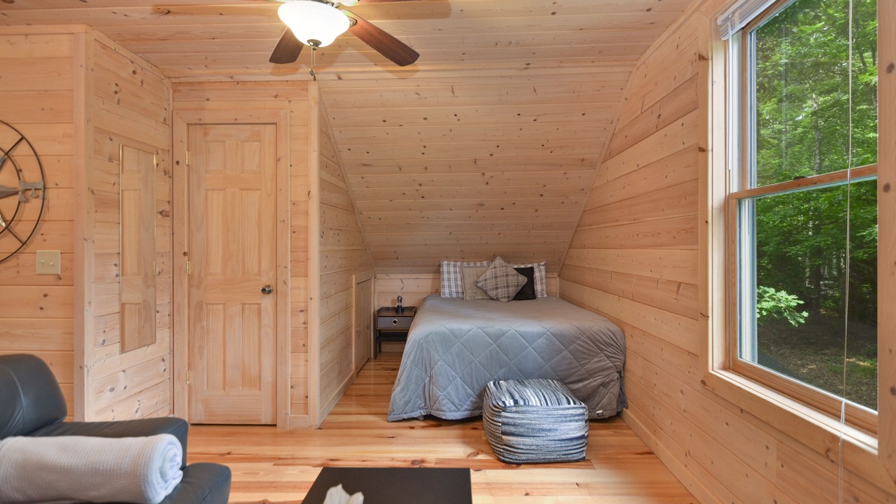 Photo of Bedroom in Blue Ridge