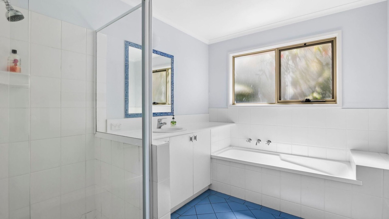 Photo of Bathroom in Lorne