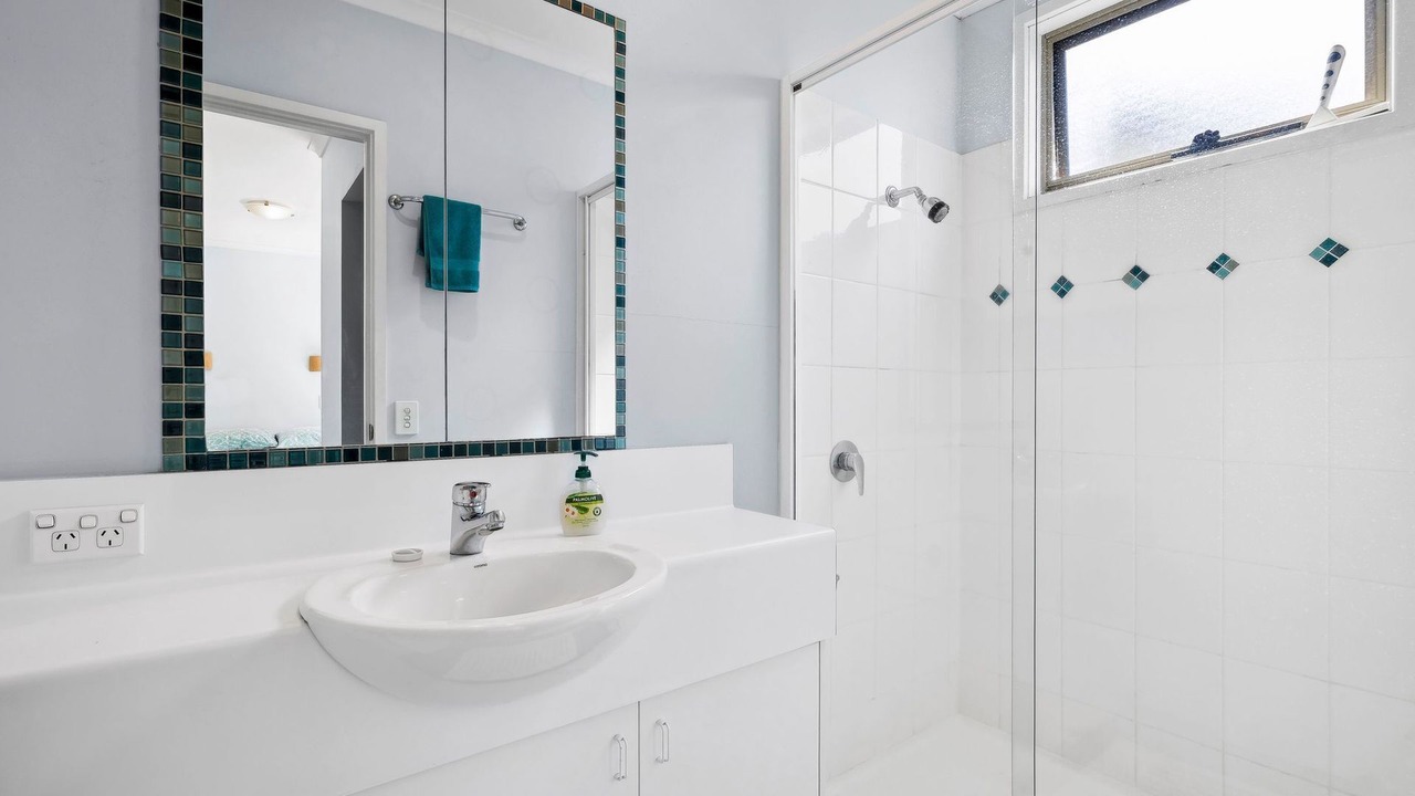 Photo of Bathroom in Lorne