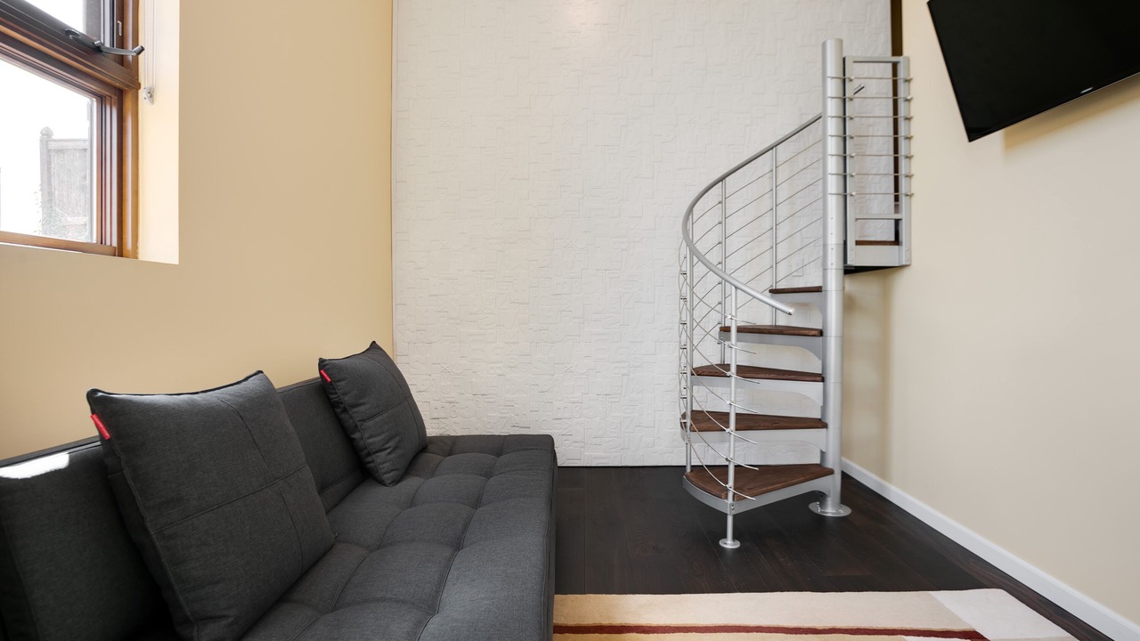 Photo of Others in Lower Queen Anne