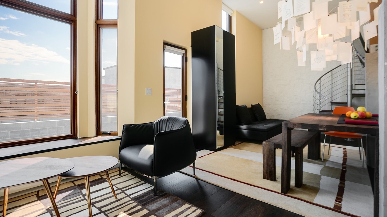 Photo of Others in Lower Queen Anne