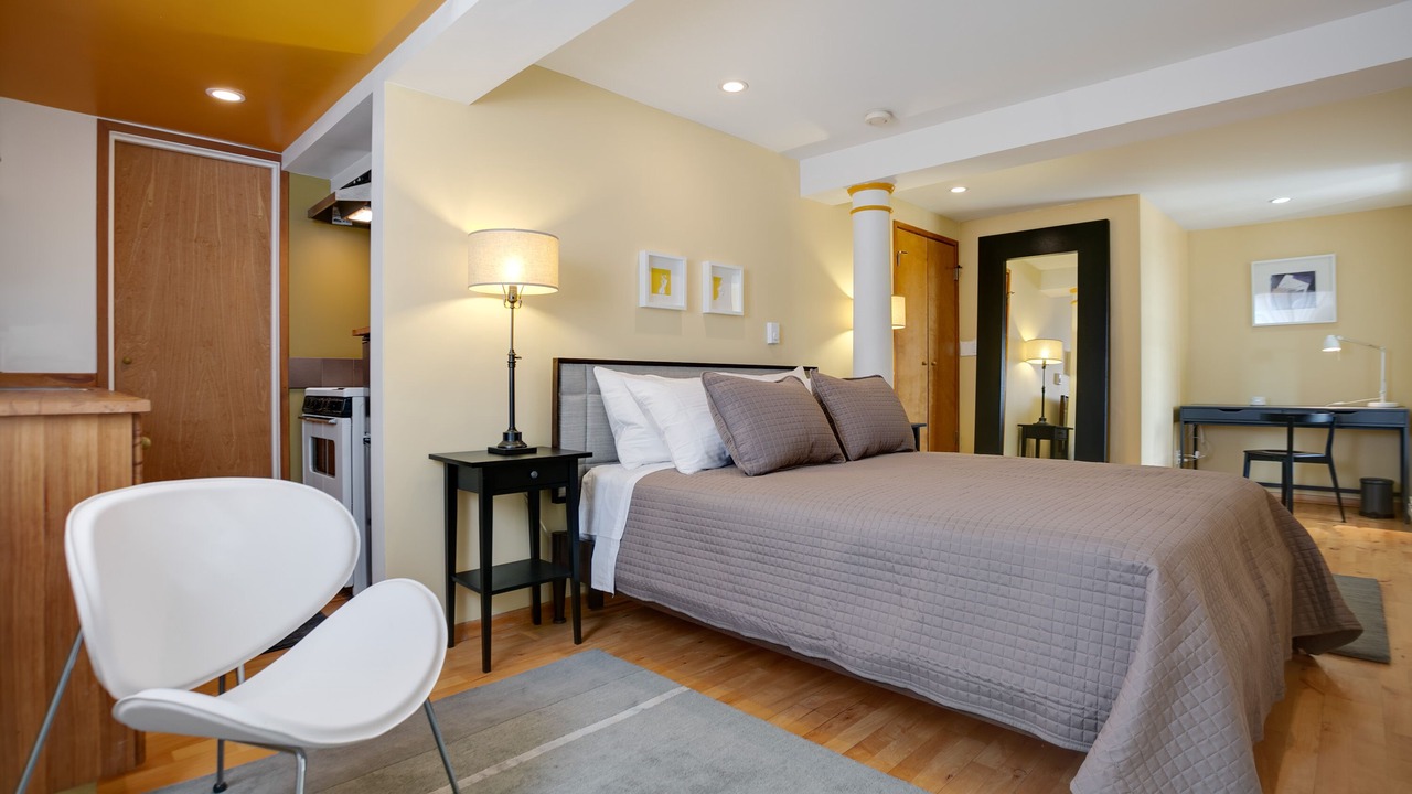 Photo of Bedroom in Lower Queen Anne