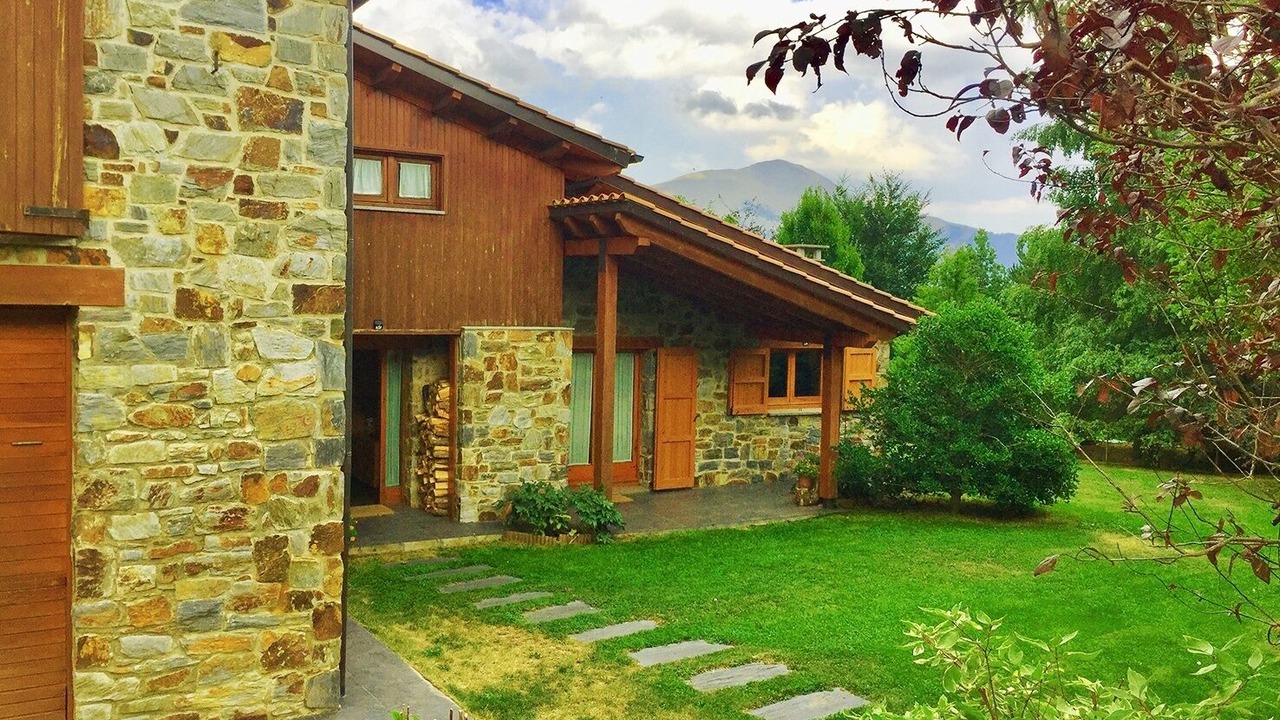 Photo of Outdoor in Campelles