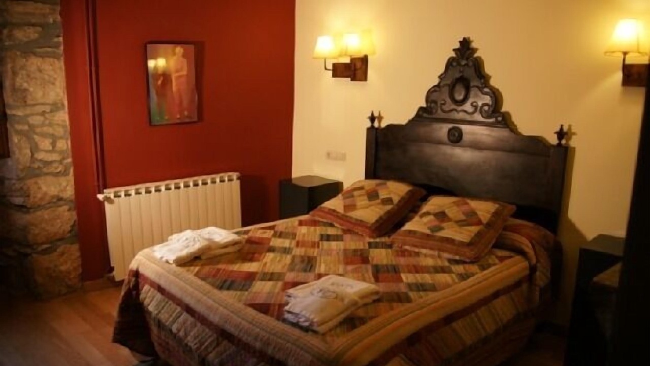 Photo of Bedroom in Lladurs