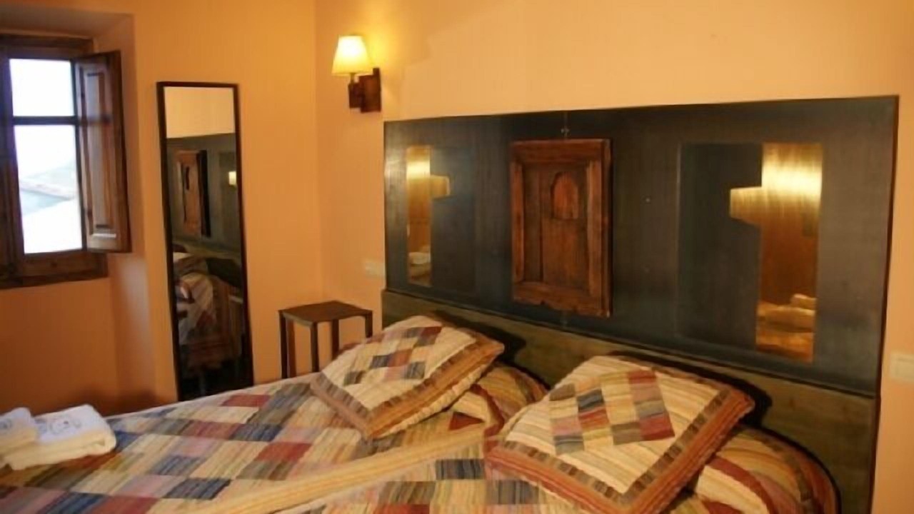 Photo of Bedroom in Lladurs
