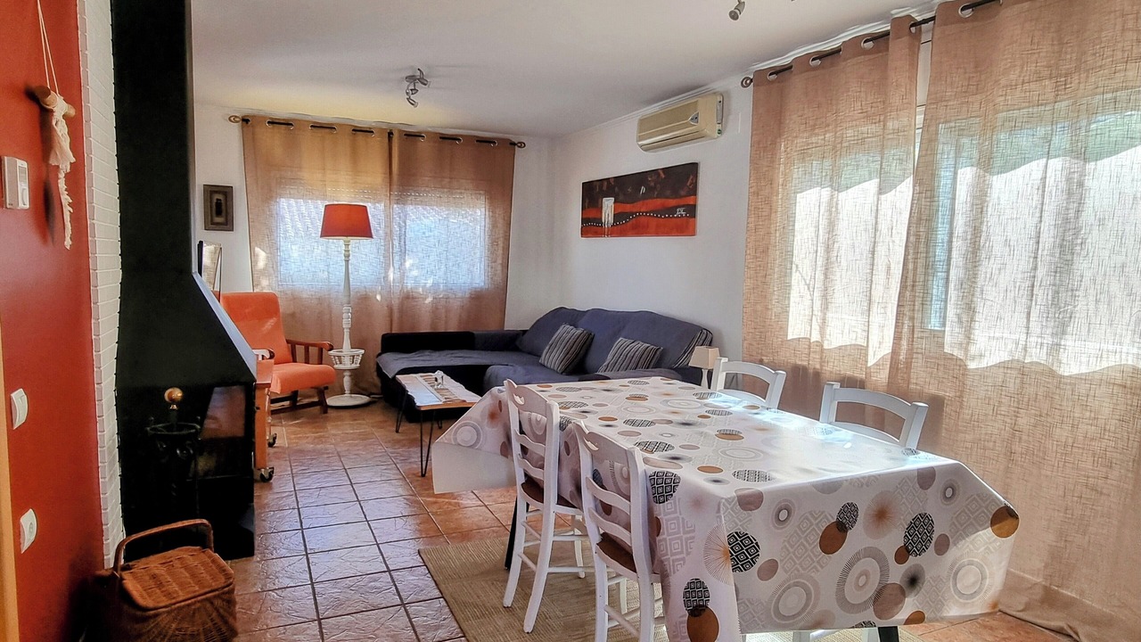 Photo of Livingroom in Les Tres Cales