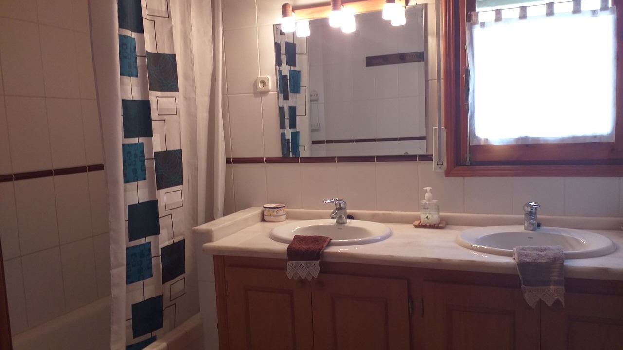 Photo of Bathroom in Santorens