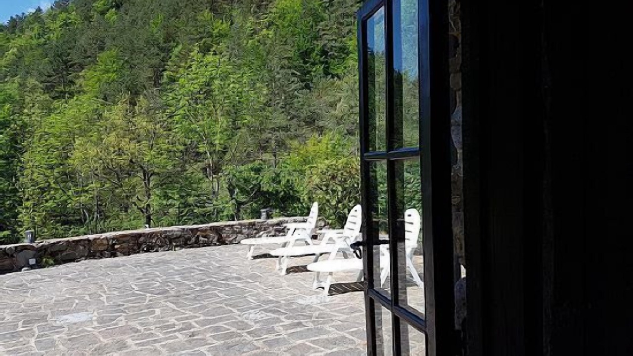 Photo of Patio Balcony in Gombren