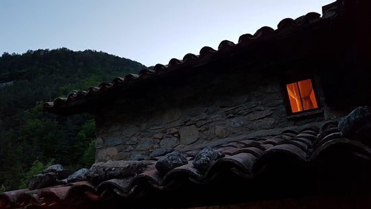 Photo of Outdoor in Gombren
