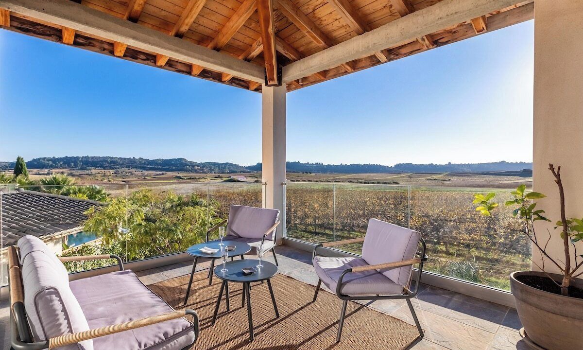 Photo of Patio Balcony in Plaissan