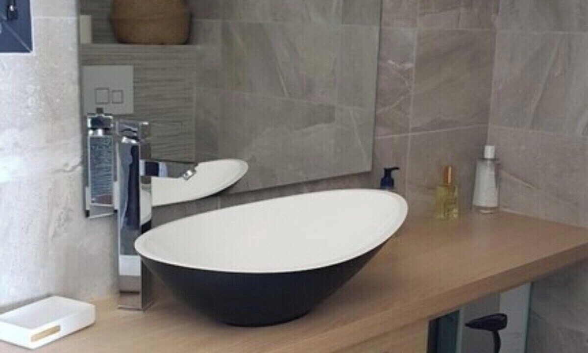 Photo of Bathroom in Plaissan