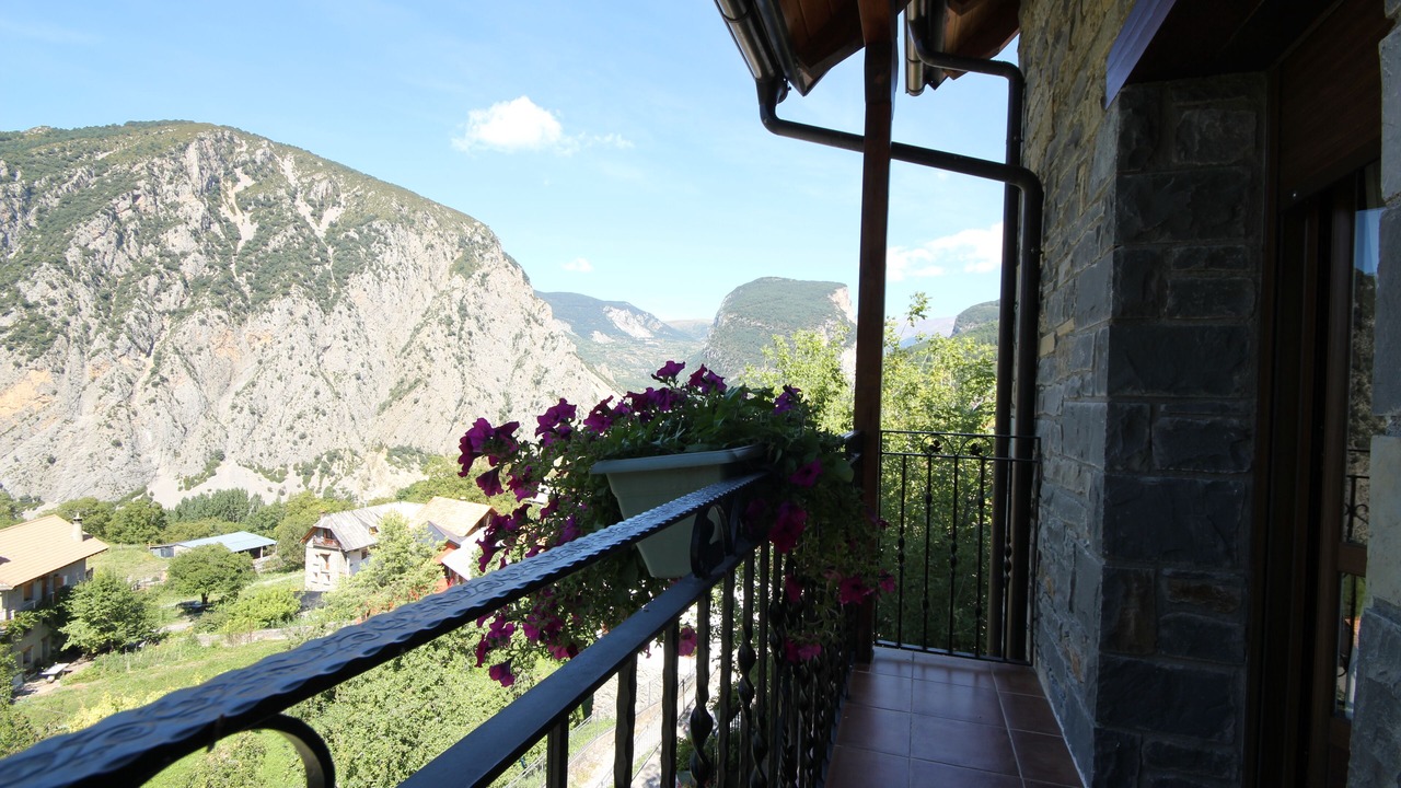 Photo of Outdoor in Saravillo