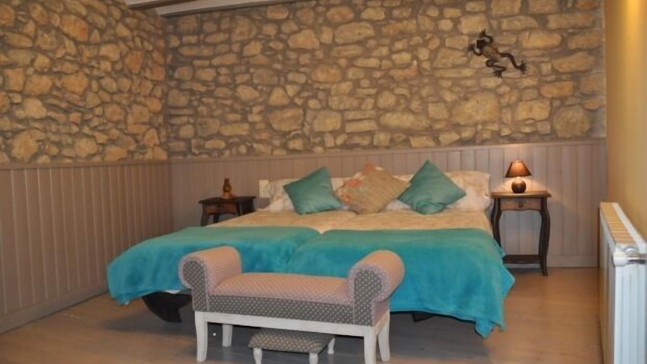 Photo of Bedroom in Bor