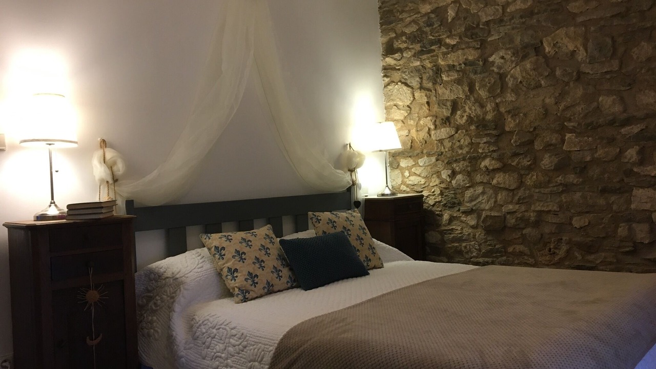 Photo of Bedroom in Caylus