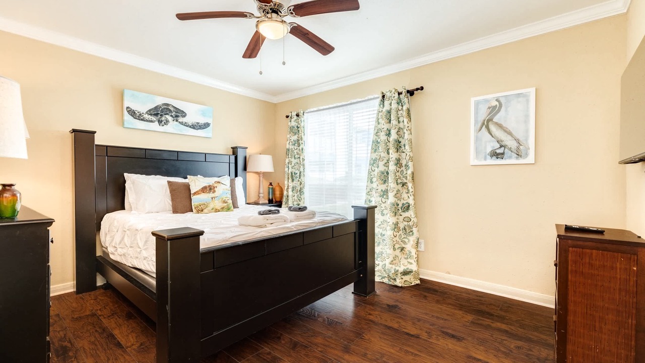 Photo of Bedroom in Galveston