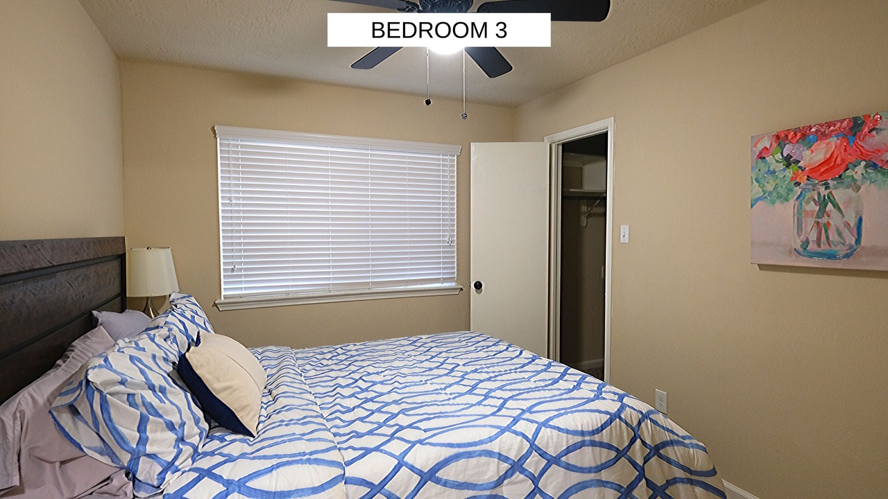 Photo of Bedroom in Pecan Grove
