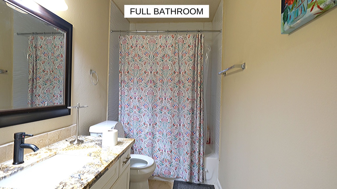 Photo of Bathroom in Pecan Grove