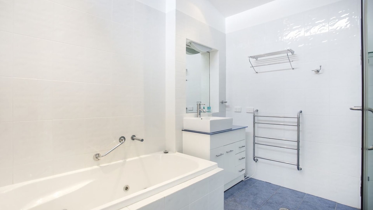 Photo of Bathroom in Mollymook Beach