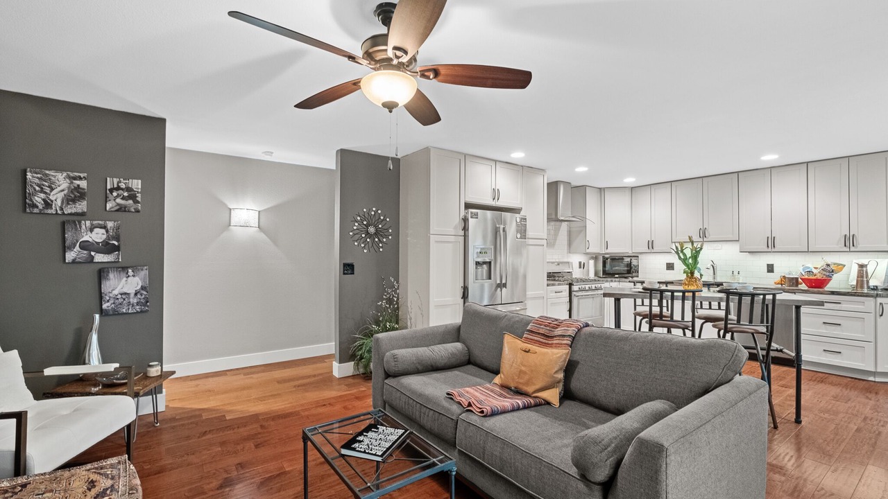 Photo of Livingroom in Ballwin