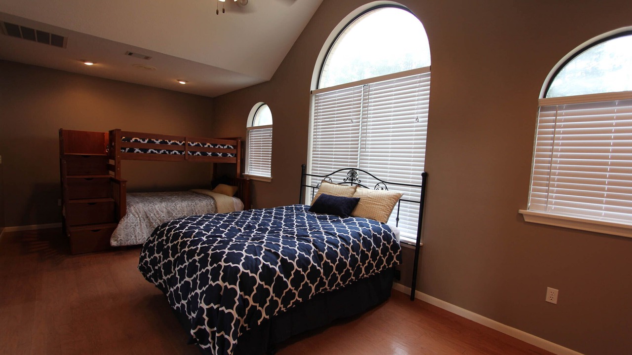 Photo of Bedroom in Brookeland