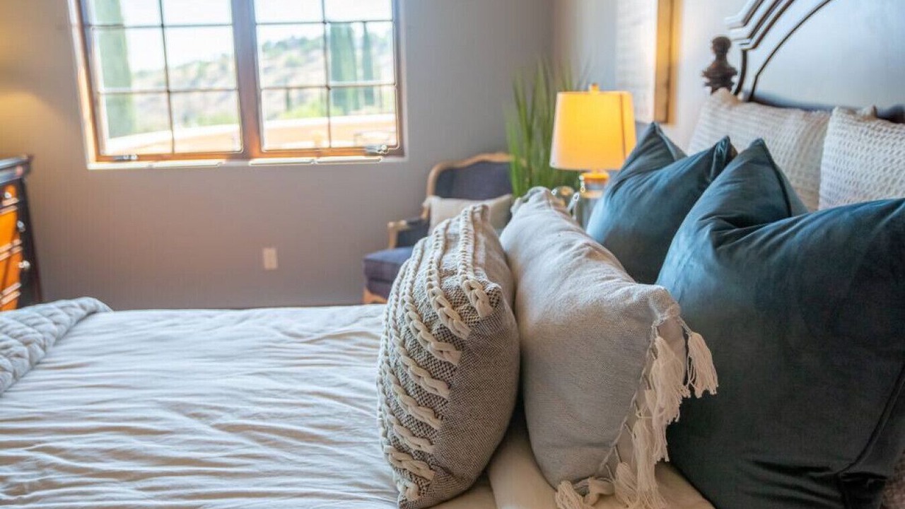 Photo of Bedroom in Templeton