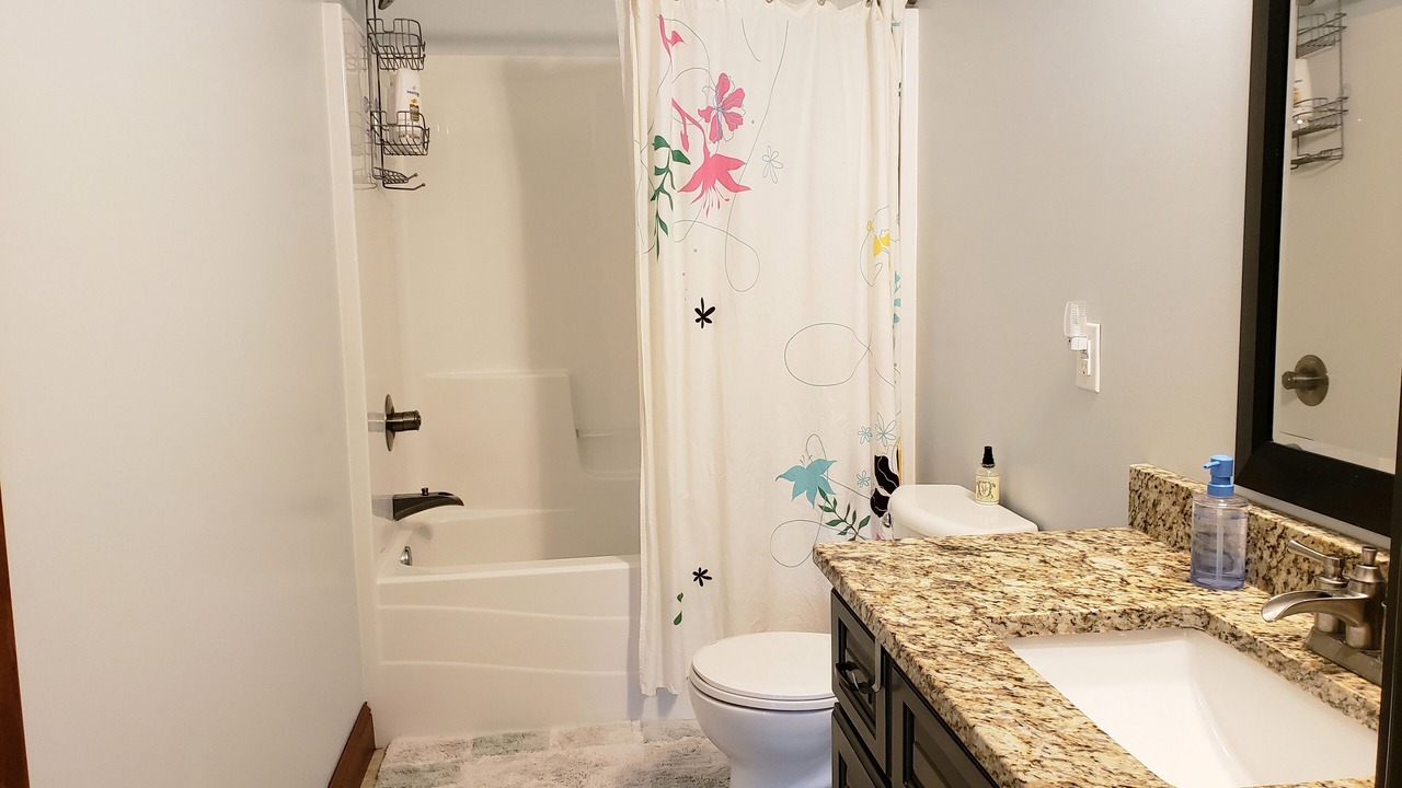 Photo of Bathroom in Winterset