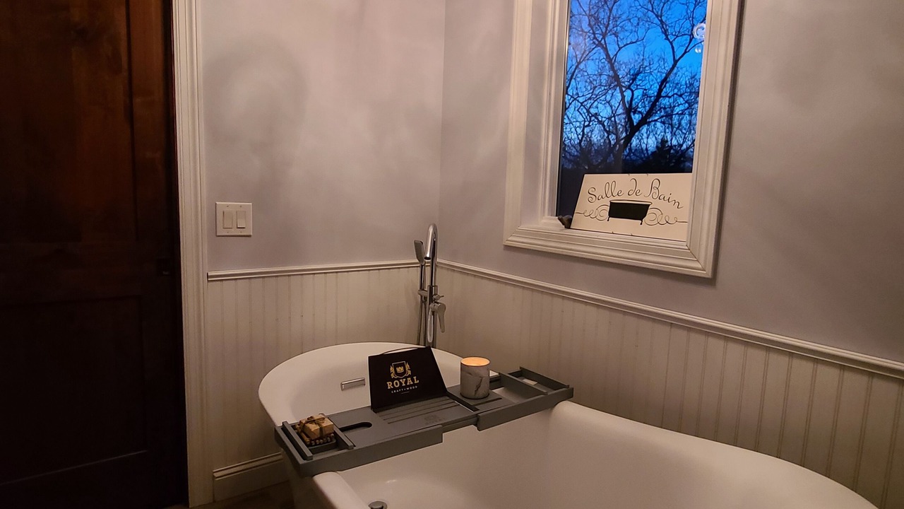 Photo of Bathroom in Winterset