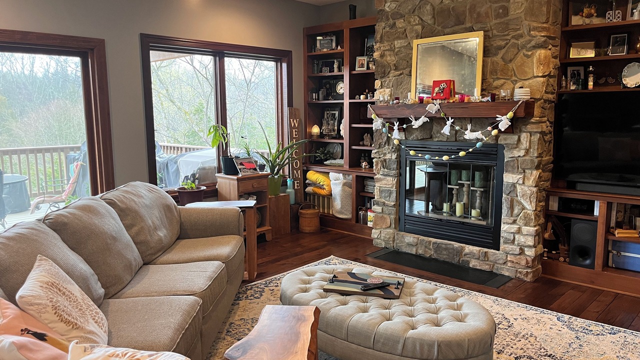 Photo of Livingroom in Winterset