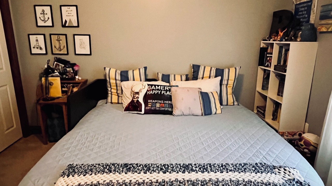 Photo of Bedroom in Winterset