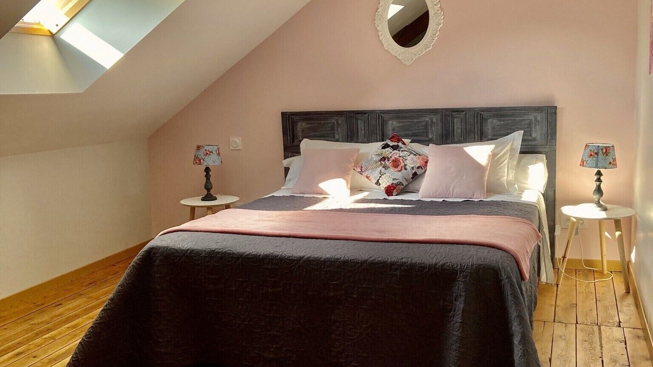 Photo of Bedroom in Montreuil-Bellay
